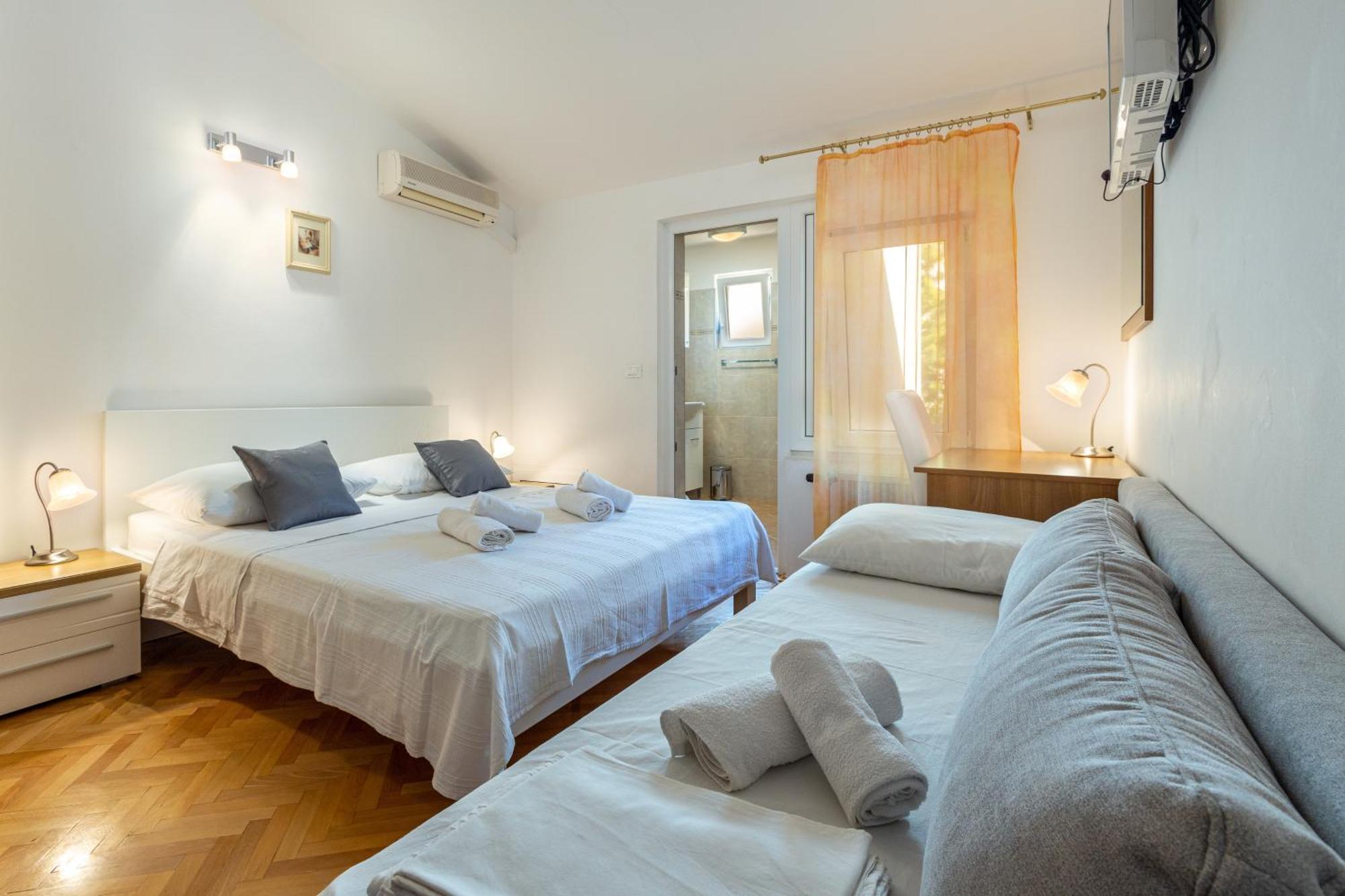 Apartments By The Sea Duce, Omis - 946 Exterior photo